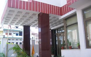 Hotel Viraat Inn
