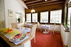 Ai Cadelach Hotel Giulia