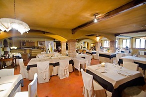 Ai Cadelach Hotel Giulia
