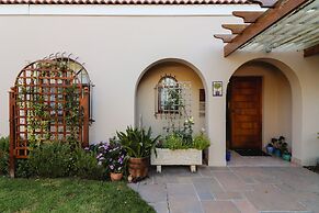 A Tuscan Villa Guest House