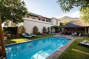 A Tuscan Villa Guest House