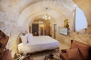 Tafoni Houses Cave Hotel