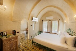 Tafoni Houses Cave Hotel