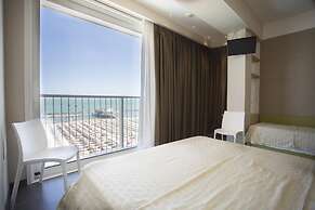 Hotel Excelsior