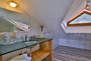 Oyster Residences