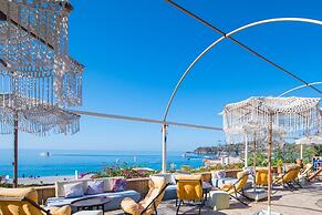 Oyster Residences