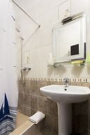 Raduzhny Hotel