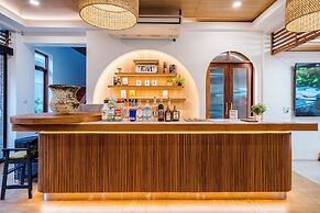 Ayrest Hotel