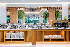 Ayrest Hotel