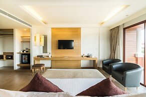 Ayrest Hotel