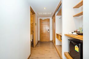 Ayrest Hotel