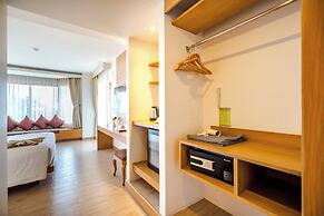 Ayrest Hotel