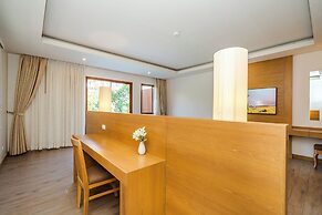 Ayrest Hotel