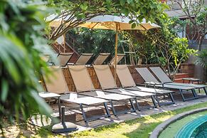 Ayrest Hotel