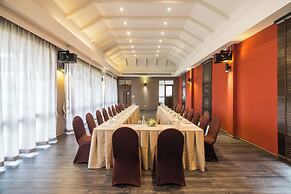 Ayrest Hotel
