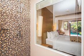 Ayrest Hotel