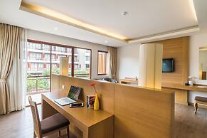 Ayrest Hotel