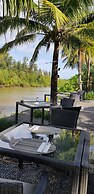 Le Coral Beach Resort and Cafe