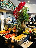 Le Coral Beach Resort and Cafe