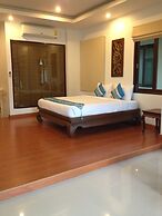 POOLSAWAT VILLA