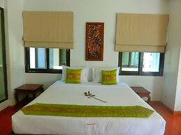 POOLSAWAT VILLA