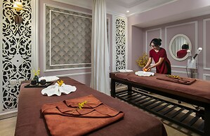 Lavender Central Hotel & Spa