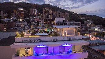Aqua Granada Hotel