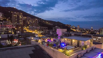 Aqua Granada Hotel