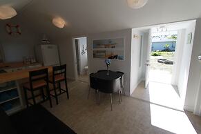 Plovers Cove Cottage