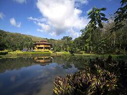 Macaw Lodge