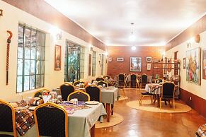 Octagon Lodge