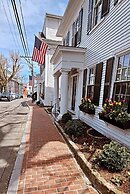The Harborside Inn