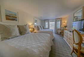 The Harborside Inn