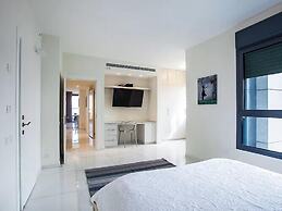 Tel Aviv Home