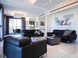 Tel Aviv Home