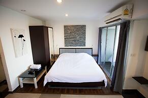 Galare Thong Tower
