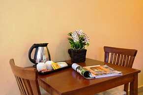 Hathai House Resort
