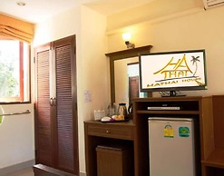 Hathai House Resort