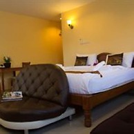 Hathai House Resort