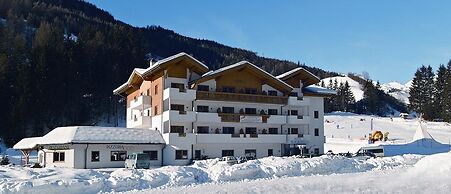 Hotel Bergkristall