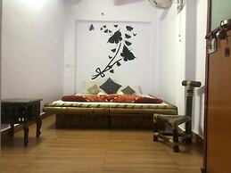 Shri Guest House
