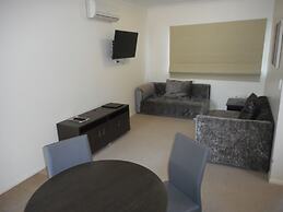 Injune Motor Inn