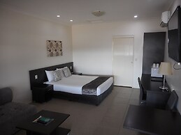 Injune Motor Inn