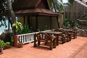 Utopia Resort