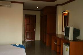Marina Beach Resort