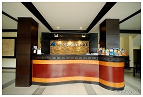 Marina Beach Resort