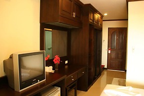 Marina Beach Resort