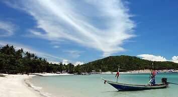 Lipa Bay Resort