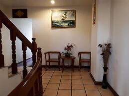 Nathon Residence