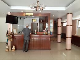 Nathon Residence